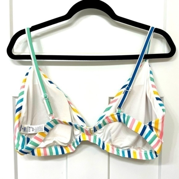Old Navy Swim NWT Printed Triangle Bikini Swim Top for Women - Picture 6 of 9